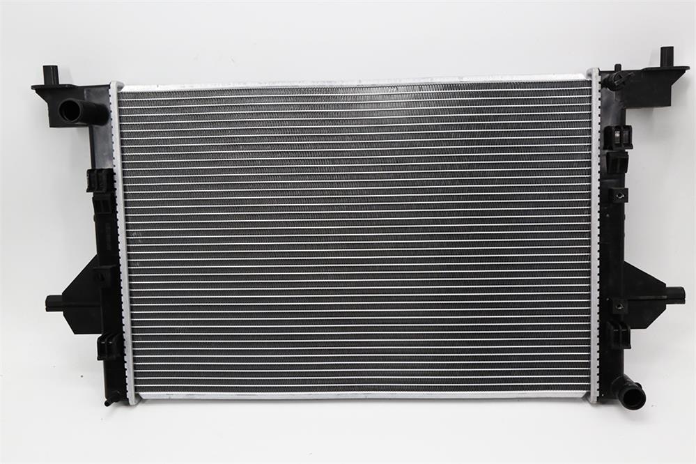 10413522 Roewe Mobil Roewe Ei5 Aluminium bolong kanggo radiator tangki banyu